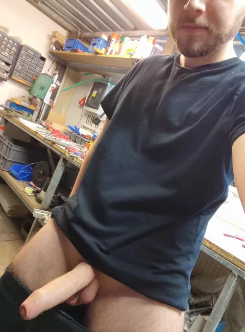 Can you help me with this tool in my workshop?