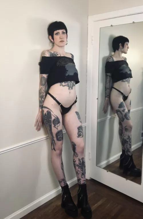 Can’t wait to get my stomach tattooed 🤩