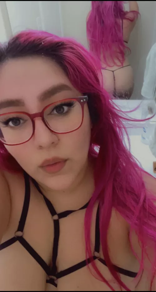 Come love my curves with me