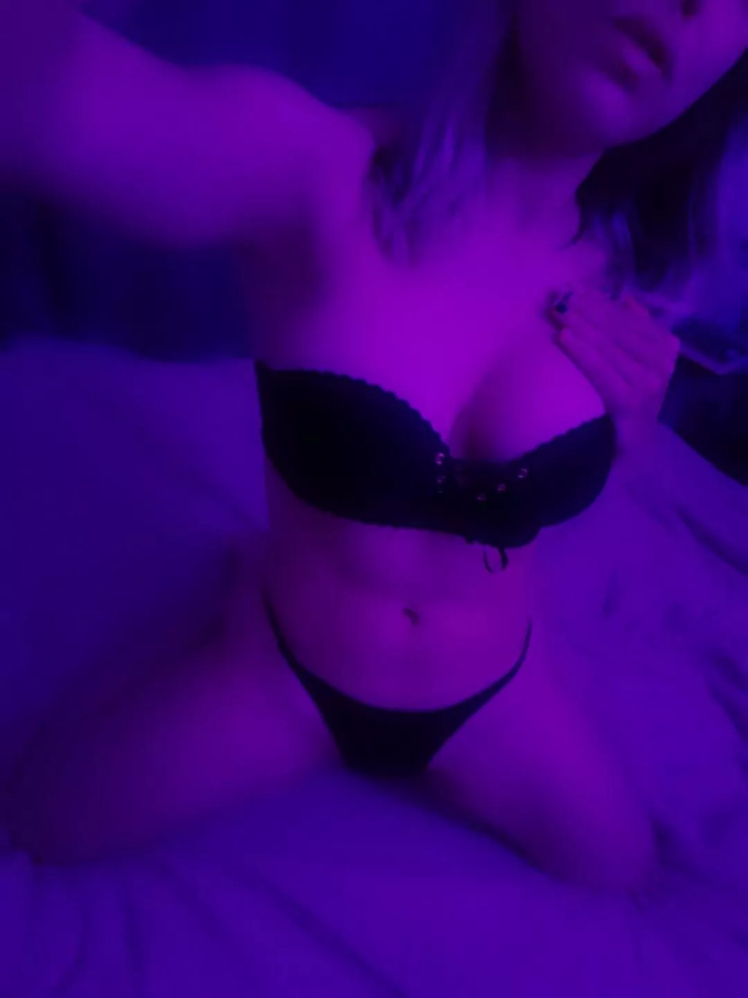 come to bed, darling [f]