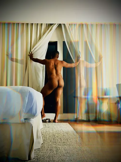 Couldn’t wait to check into my hotel room & get comfortable. Had a beautiful view btw