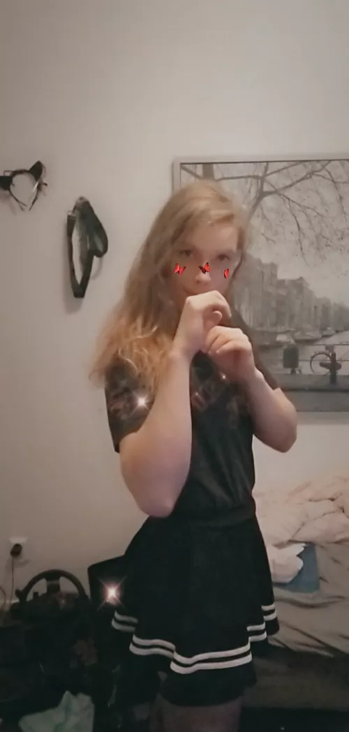 cuddle or fight me 〜(꒪꒳꒪)〜