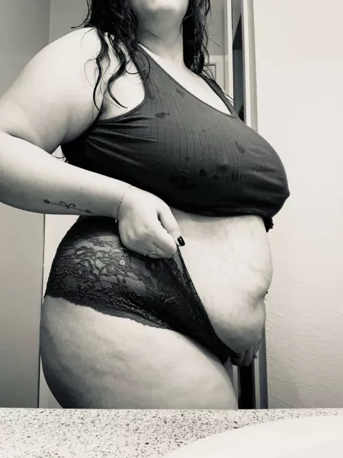 cum fuck me while hubby is at work 🥰🥰🥰