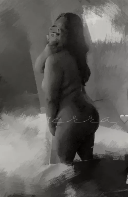 Curvy, (f)lirty and a little dirty