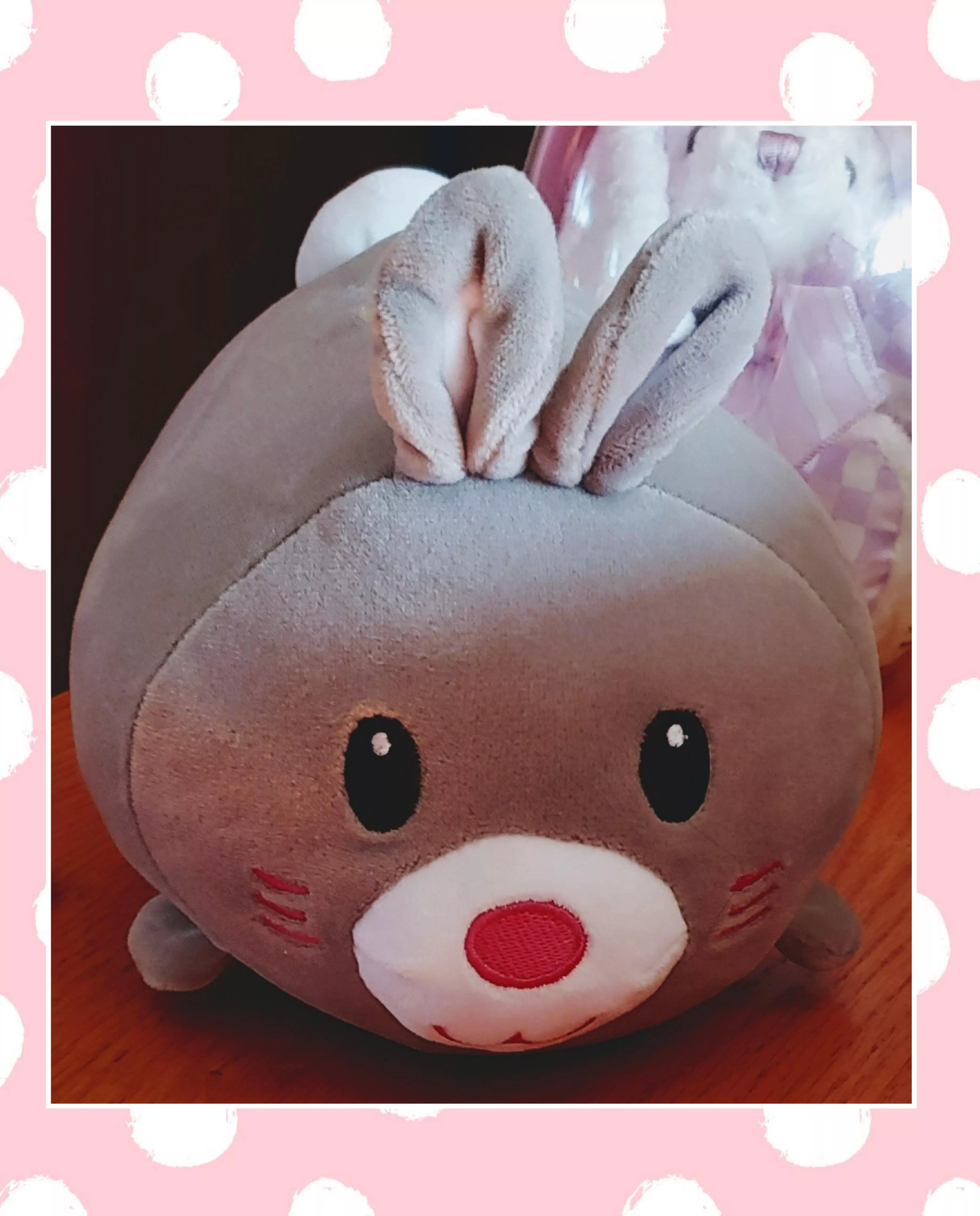 Daddy bought me a new stuffy! 'Cuz I've been a good girl lately. I luv him sooooo much!