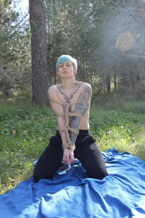 Decided to make the bondage more interesting. What do you think about session on the nature??