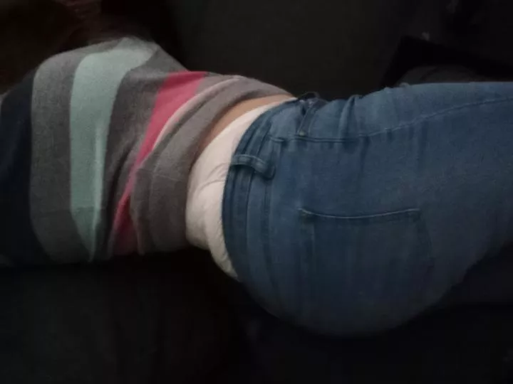 diapers and jeans are fun but... something tells me everyone would know I'm wearing 🤔💕