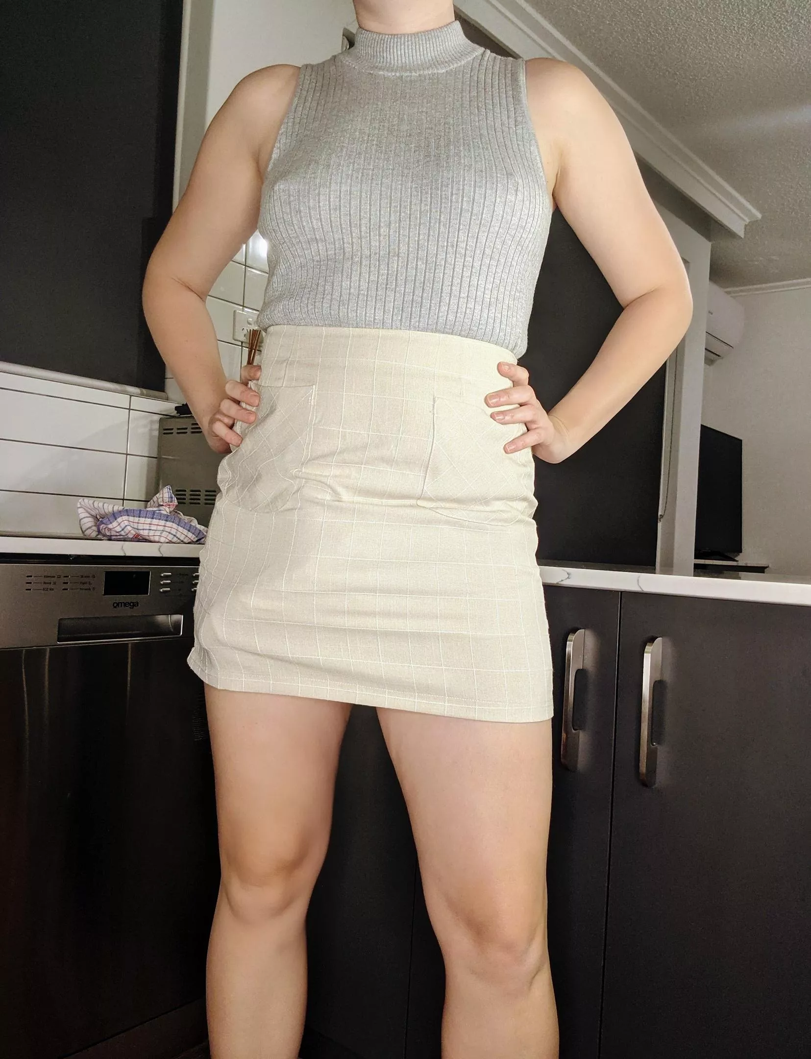 Dinner is ready! I've got a meal that will fill you up nicely, just get on your knees and open wide.