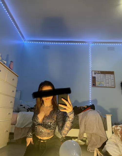 Do u like my Victoria secret top?