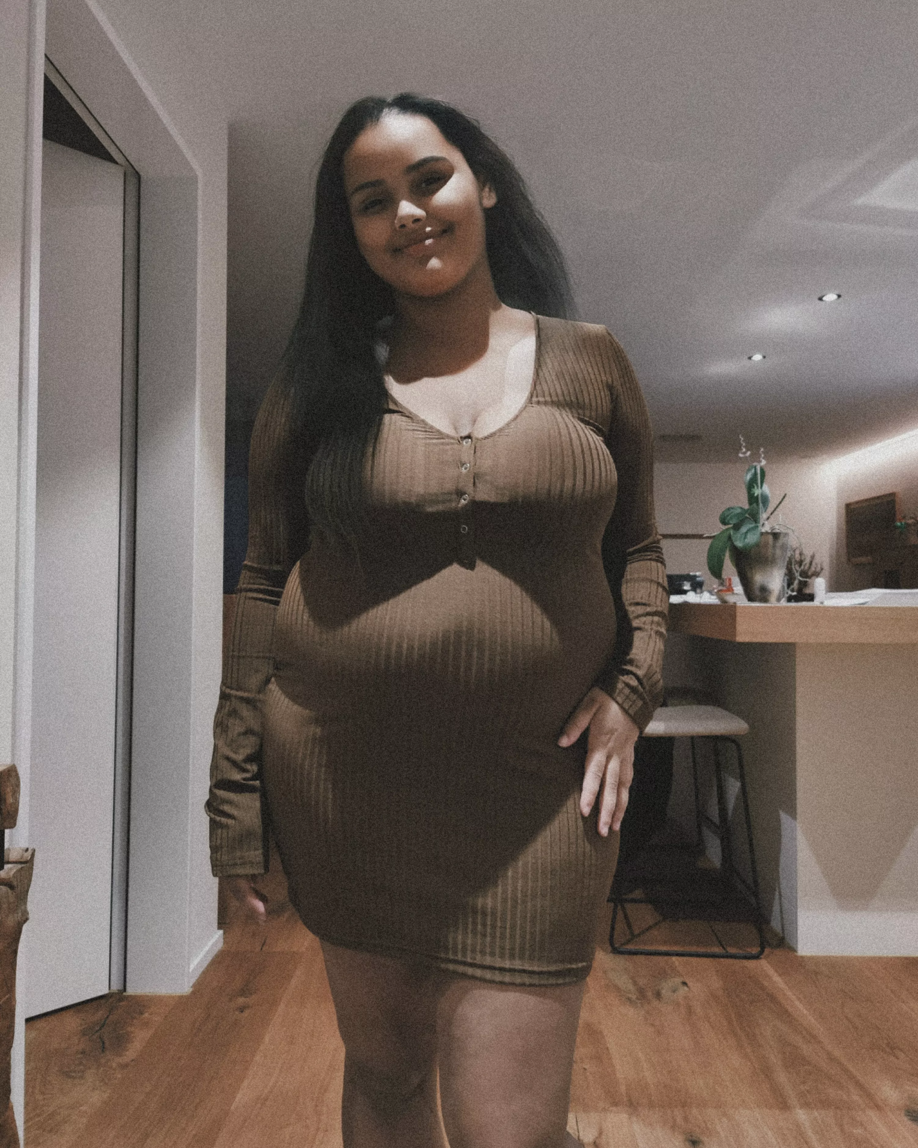 do yall even remember me? anyway, I got a new dress 🐷🐷🐷😊