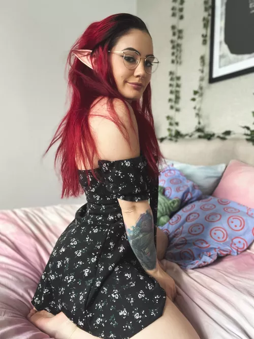 Do you like cute little elves? 😇