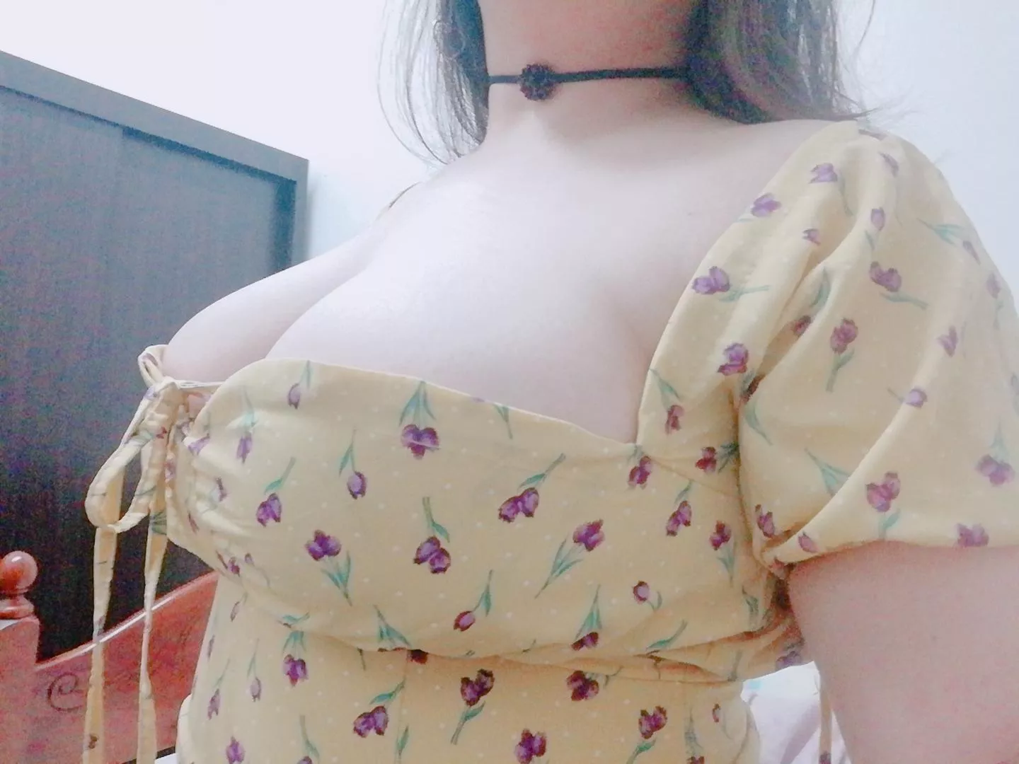 Do you like my dress 🥰