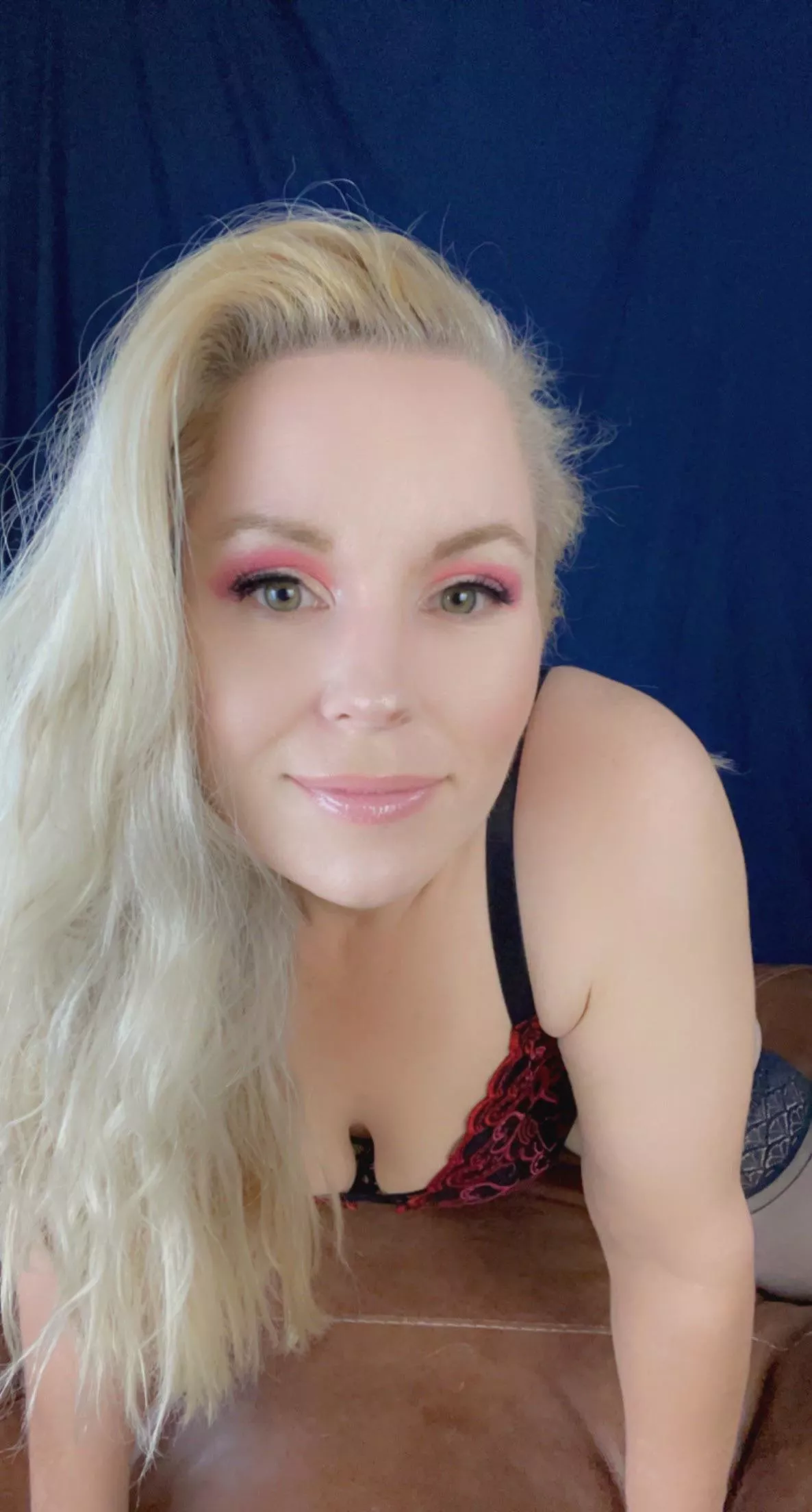 Do you like Thicc, Blonde, Milfs?