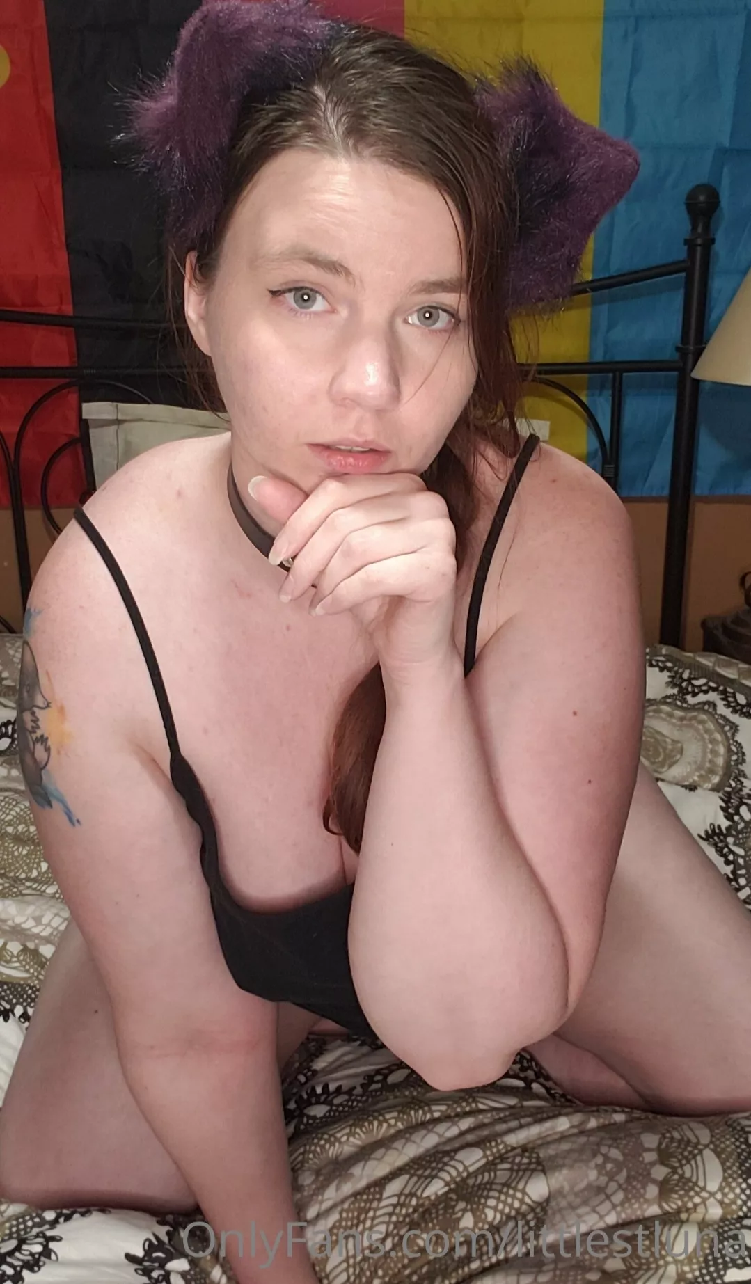 Do you love my puppy ears? 😘 more pics at the 🔗!