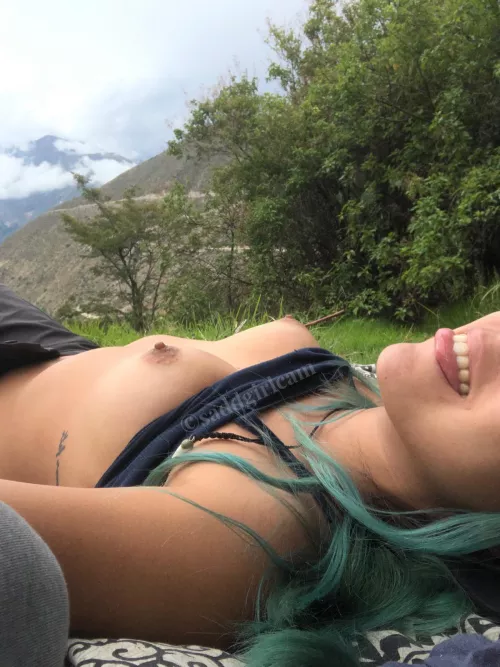 Do you think i make a good hiking partner?