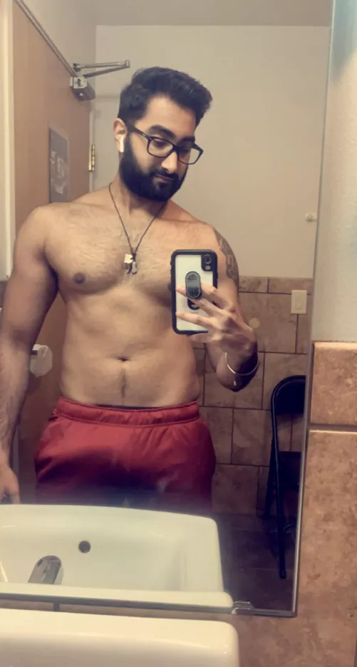 Does anything pop out to you?😏