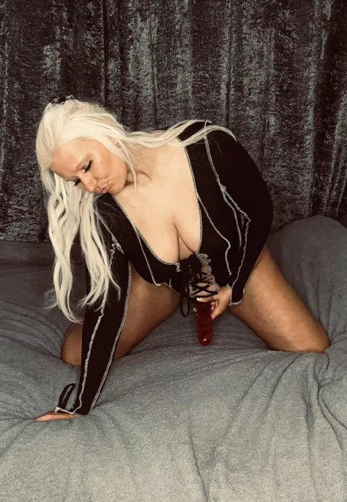 [domme] I wanna see your caged clit bounce, so let’s go for a ride