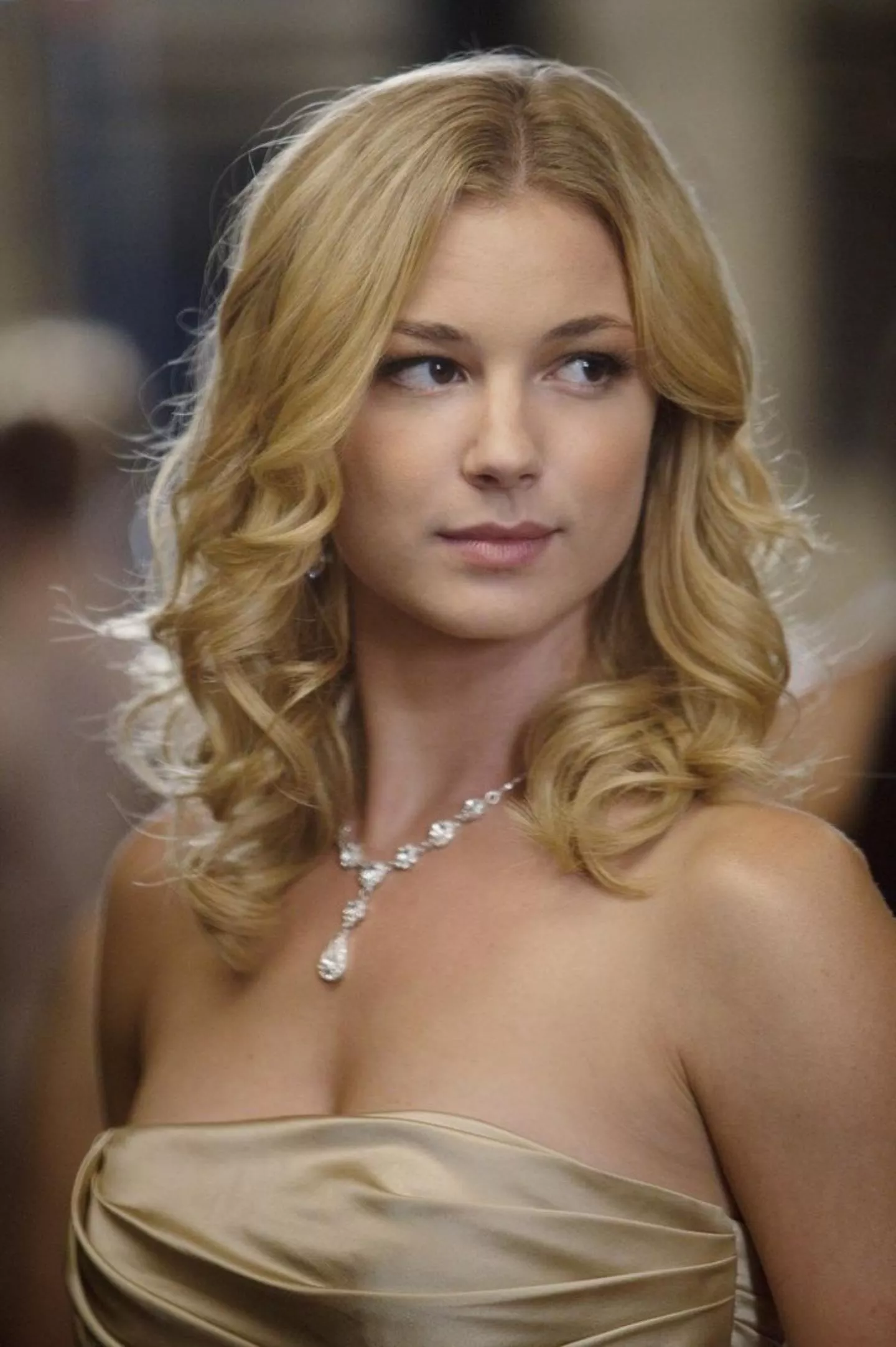 Emily VanCamp