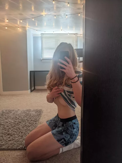 fav flower shorts 💙