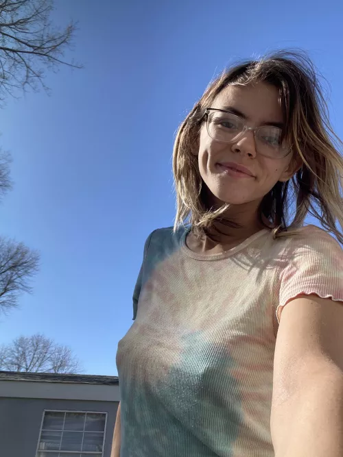 Feeling the breeze in the morning air ☁️