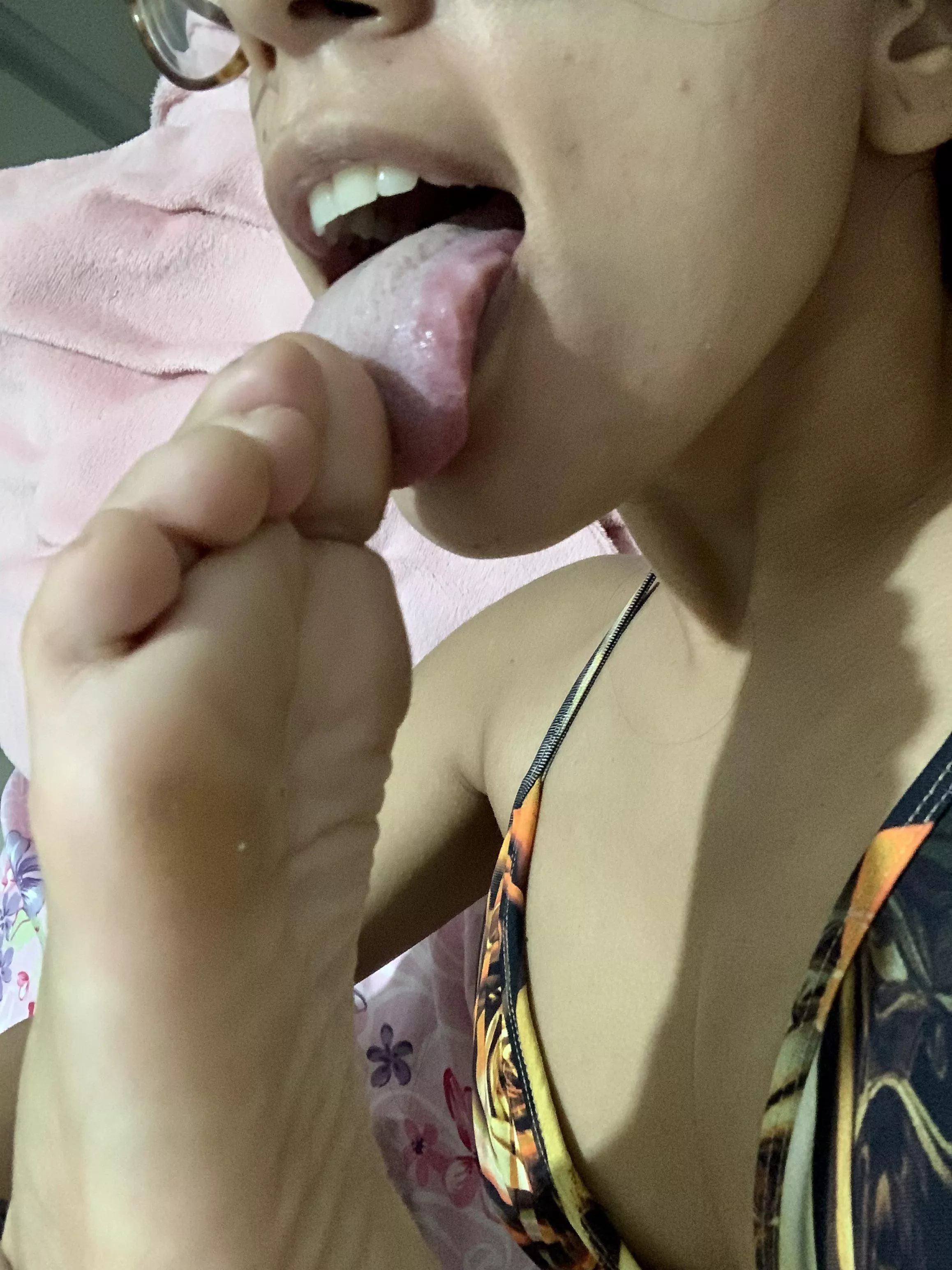 feet in our face 😜