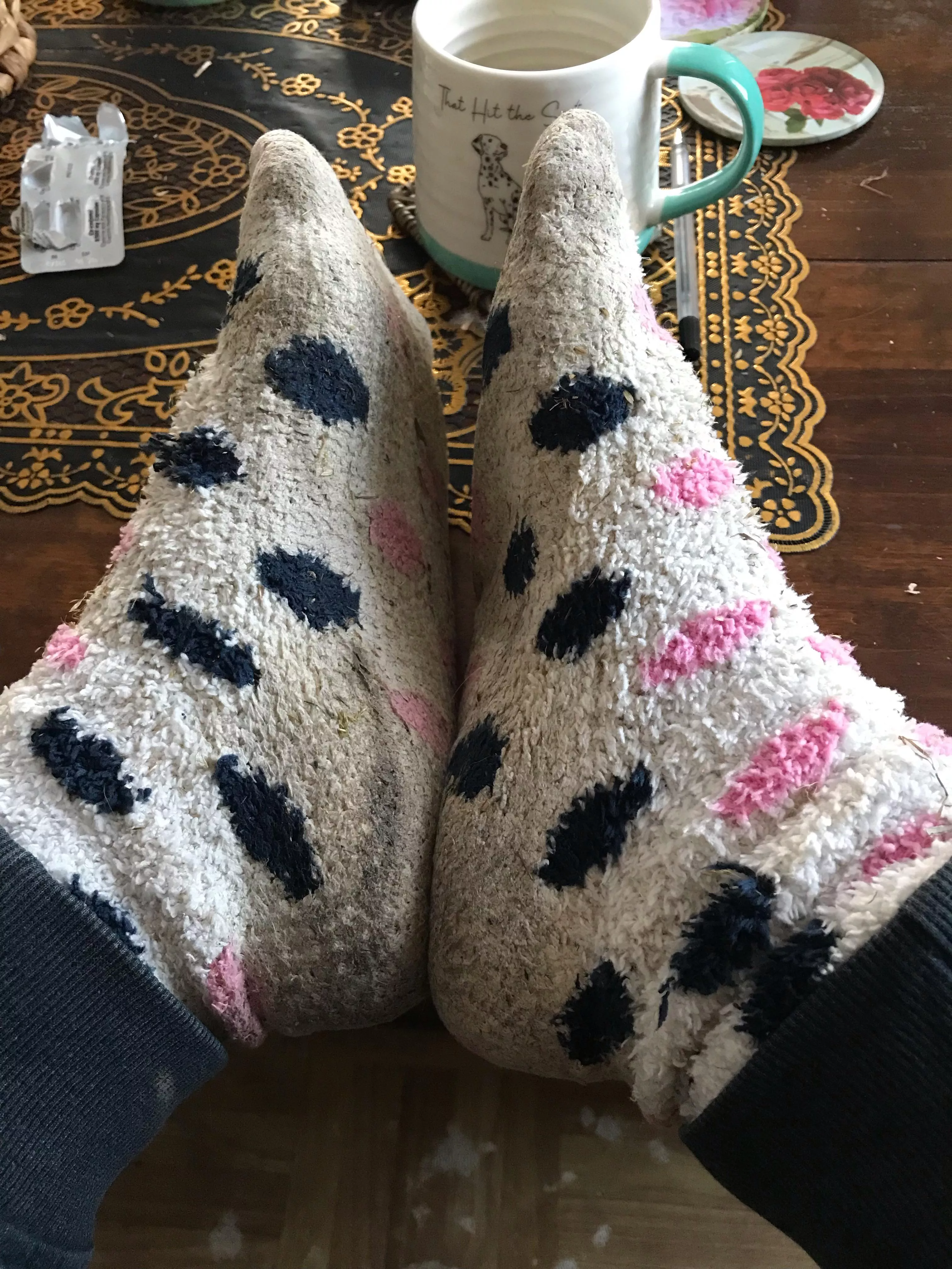 [female] My god the smell on these and there so wet and sweaty 😈