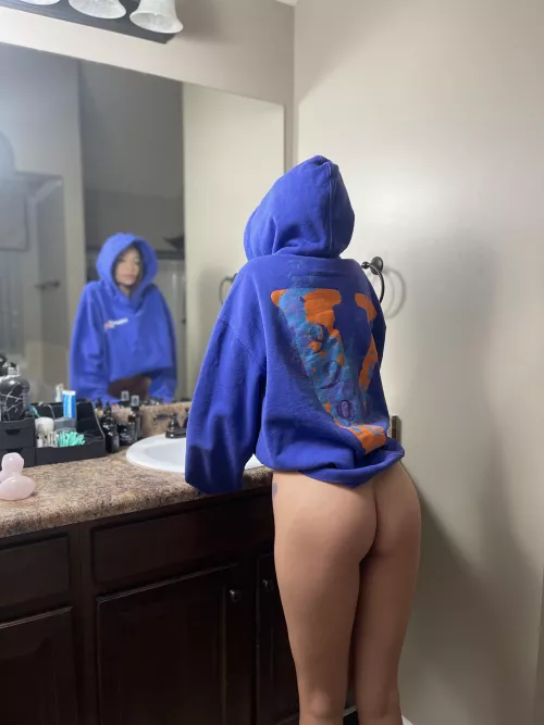 First time posting here, I’d stay im petite, what do you think?