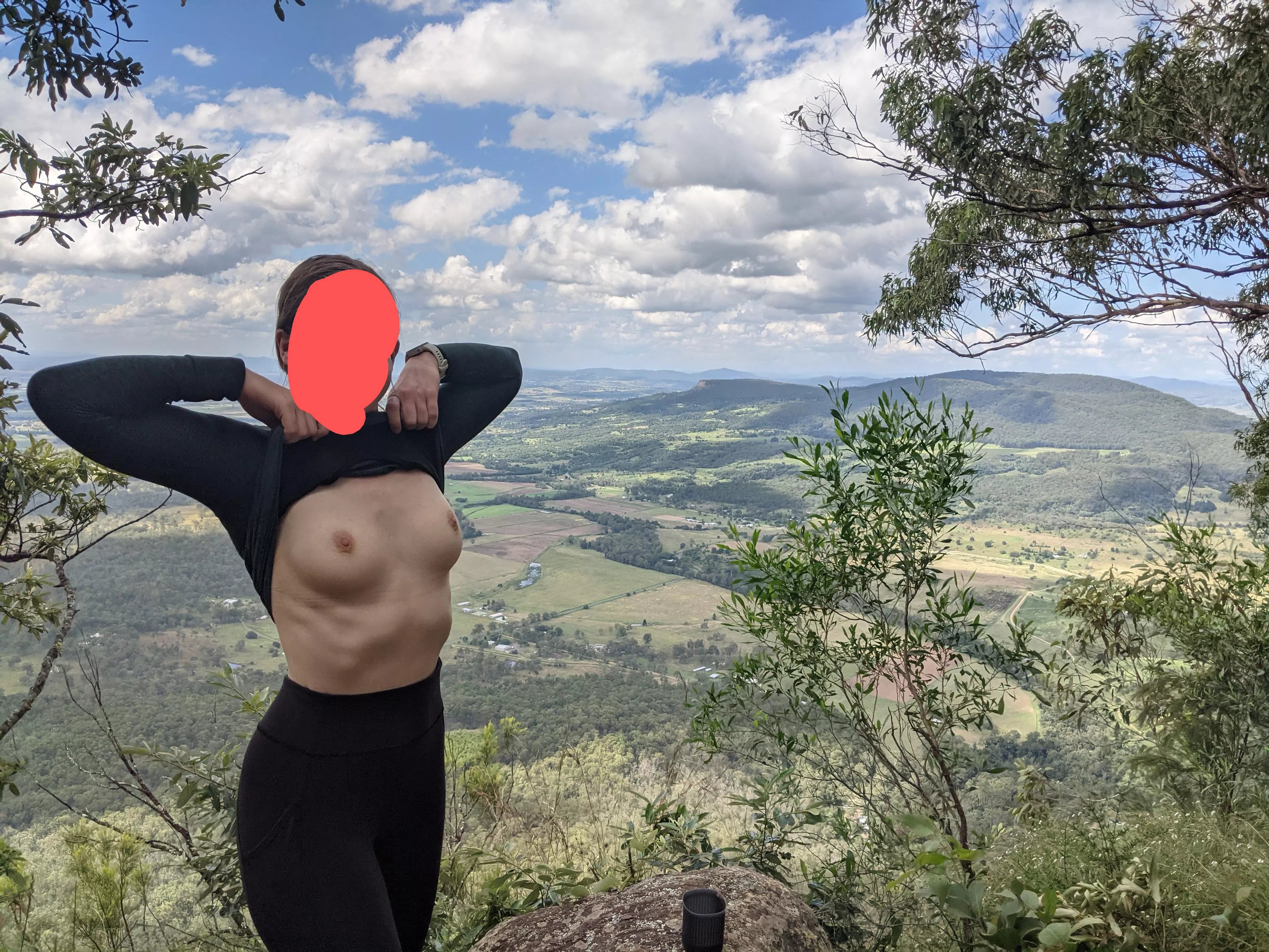 flash 📸😉 with a view