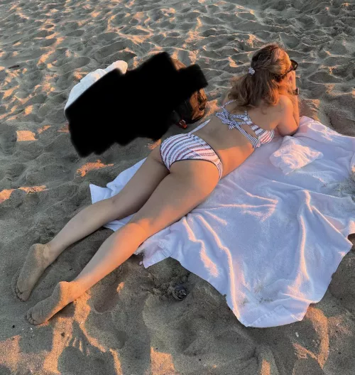 [f][oc]if ur ballsy enough to just bury ur 🍆in my🍑when u see me like this u gotta be gentle💁🏼‍♀️or not😉🤭