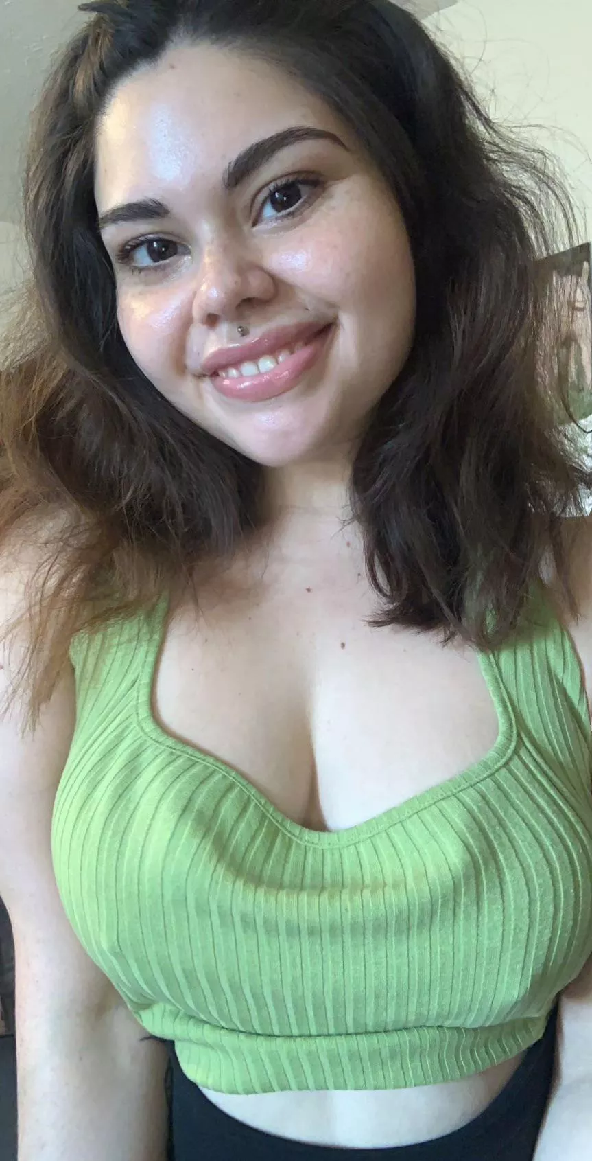 Fresh home from the gym, frizzy hair, kinda sweaty and very braless