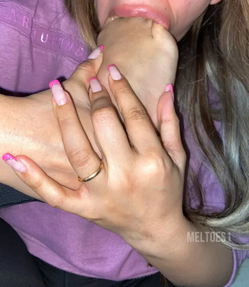 Gagging on my feet 😜