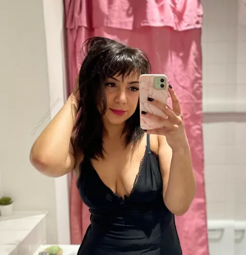 getting ready for bed [f]