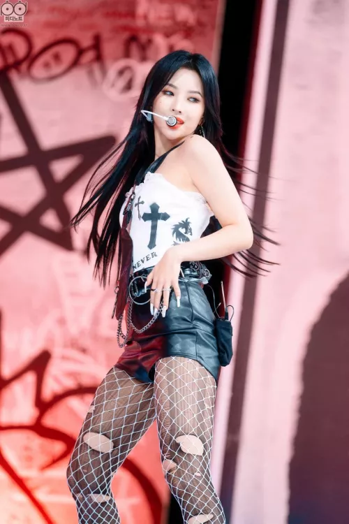 (G)I-DLE - Soyeon