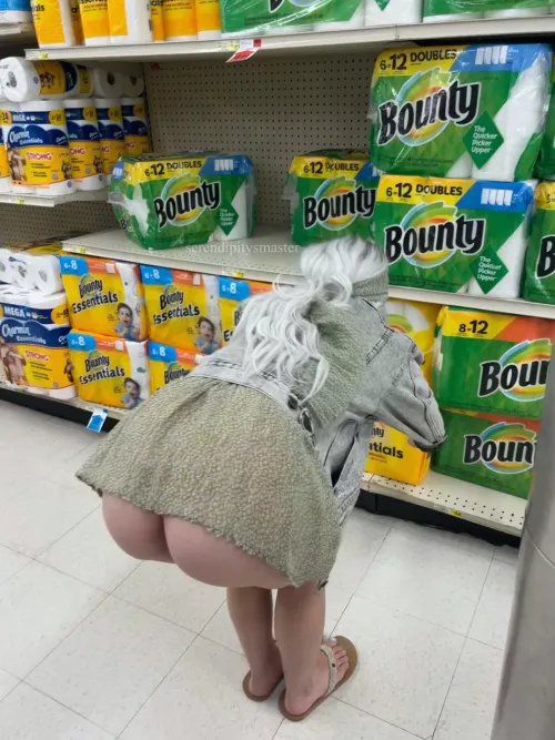 Good grocery store slut