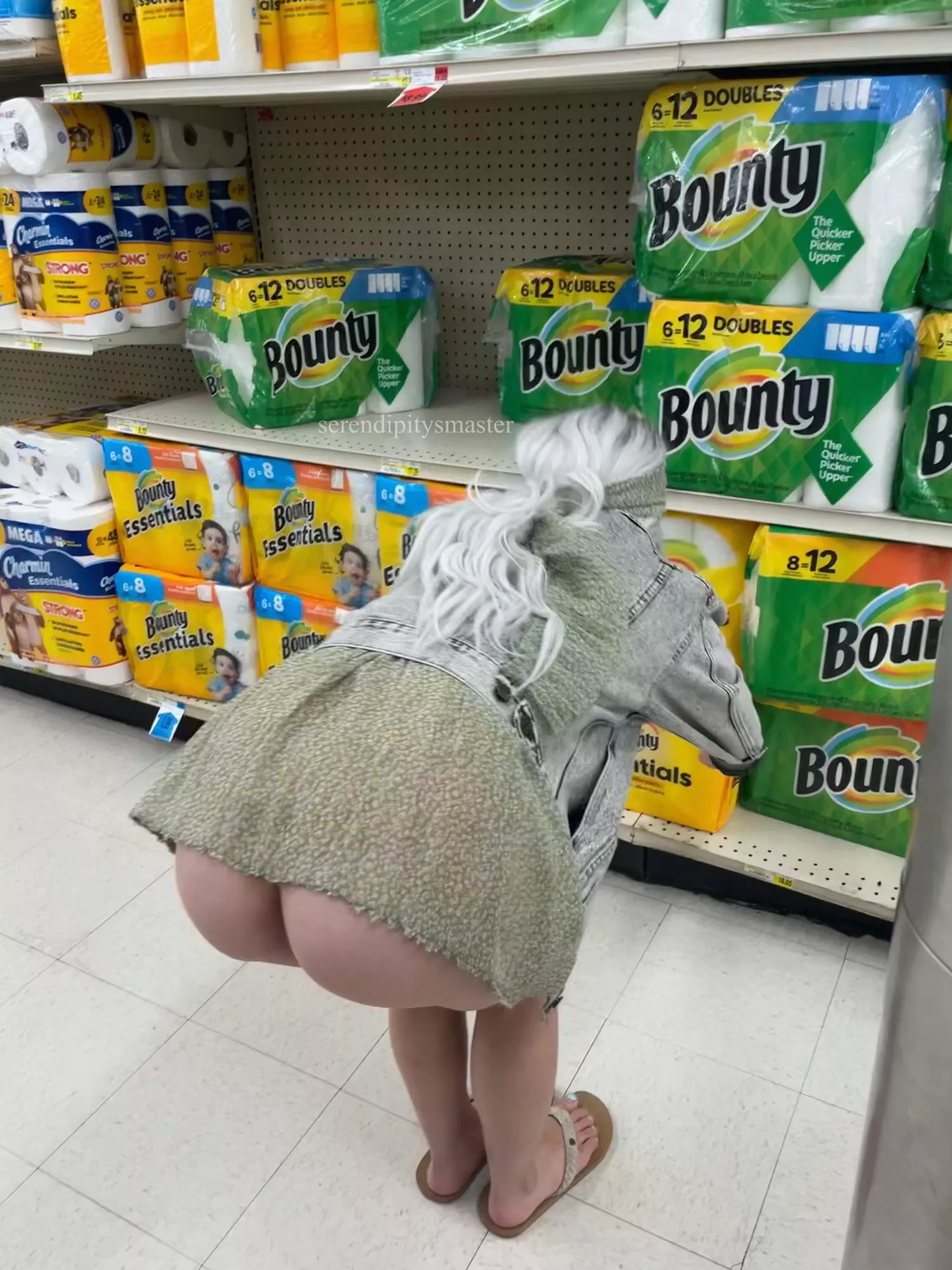Good grocery store slut