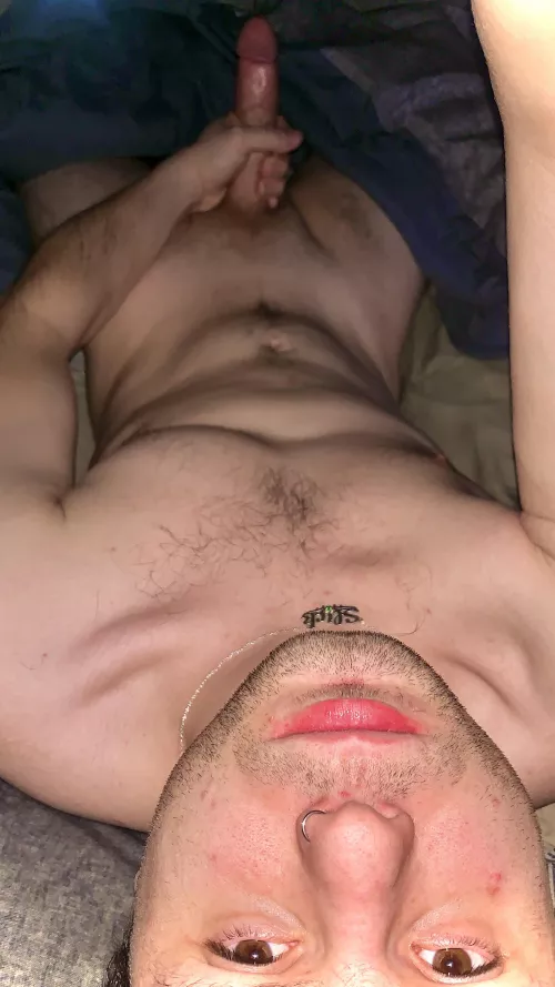 Good morning to the 3 people sorting by new. (feat. my 5 o’clock shadow)