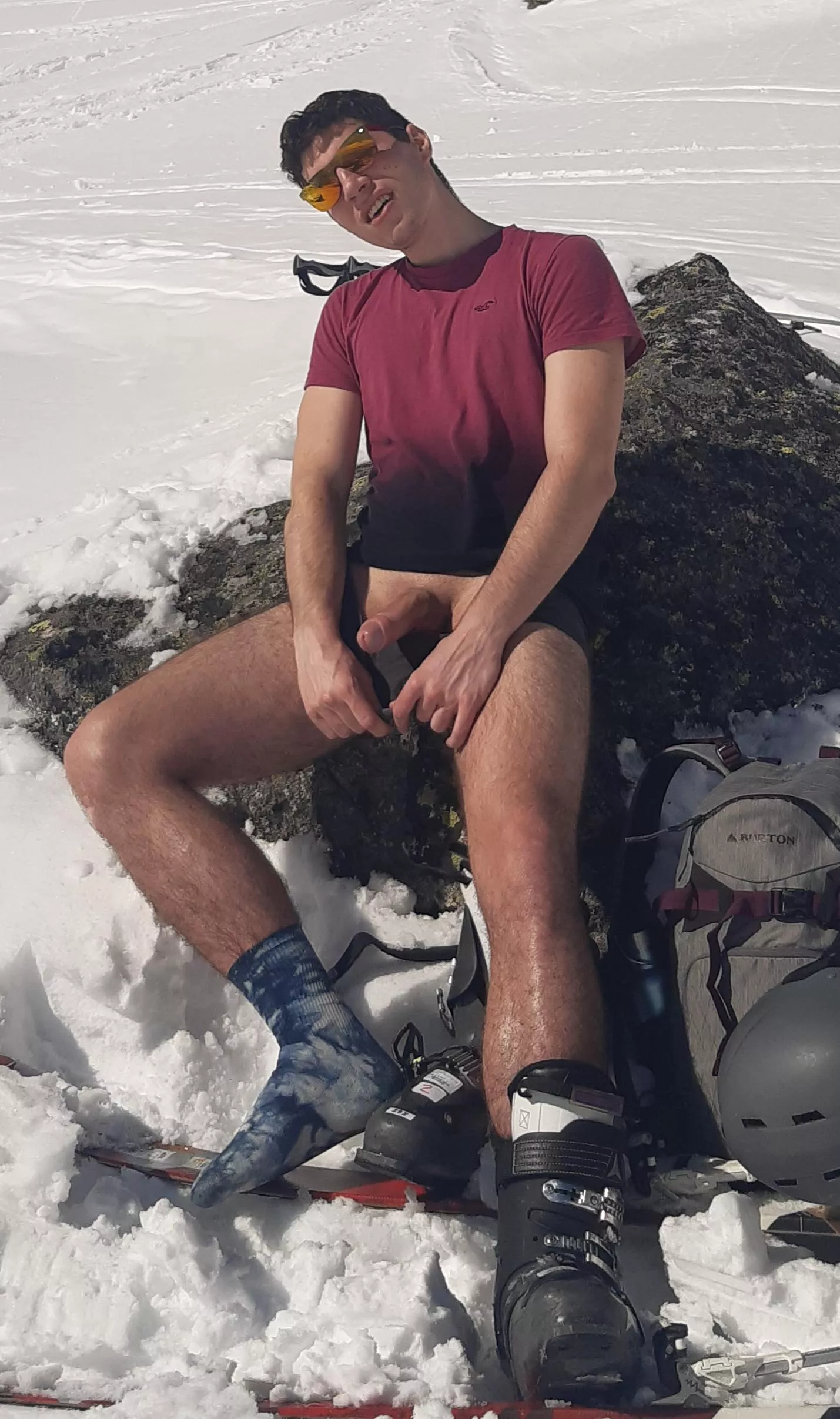 Got a little too hot in the mountains😎