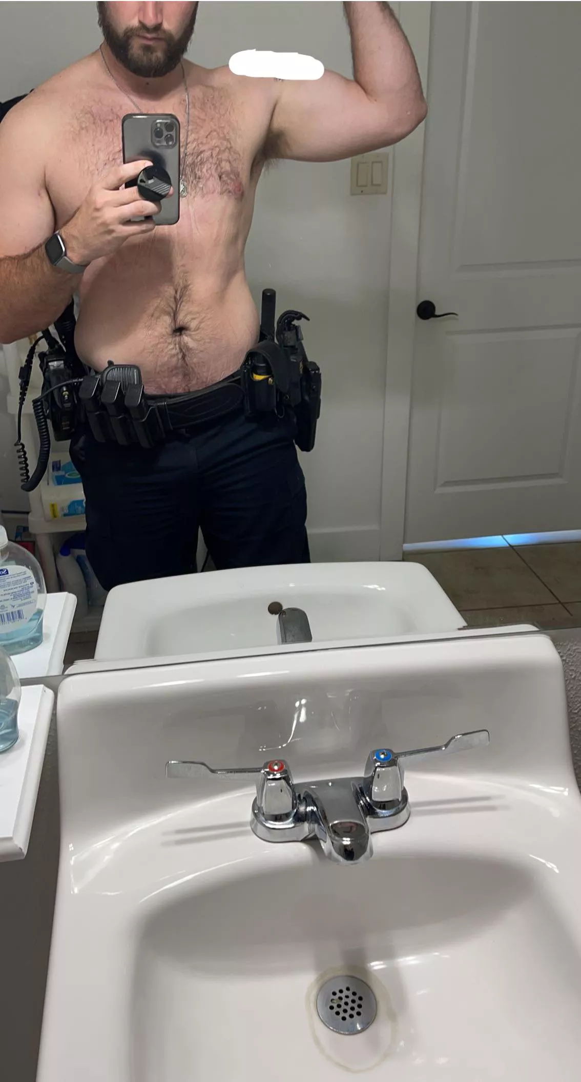 Got hot in my vest and shirt 😏