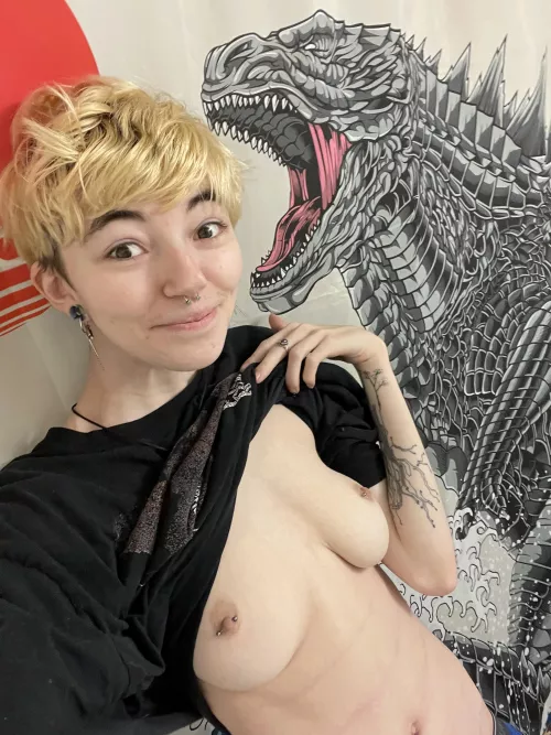 Gotta keep smiling it’ll only get better from here💙