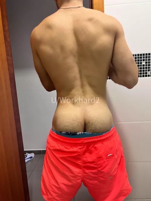 Grab the piece of the cake! 😝