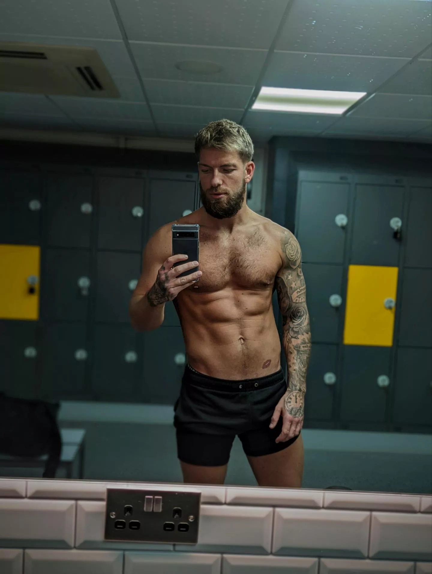 Had a good workout, but still got enough energy to fuck you senseless 😉