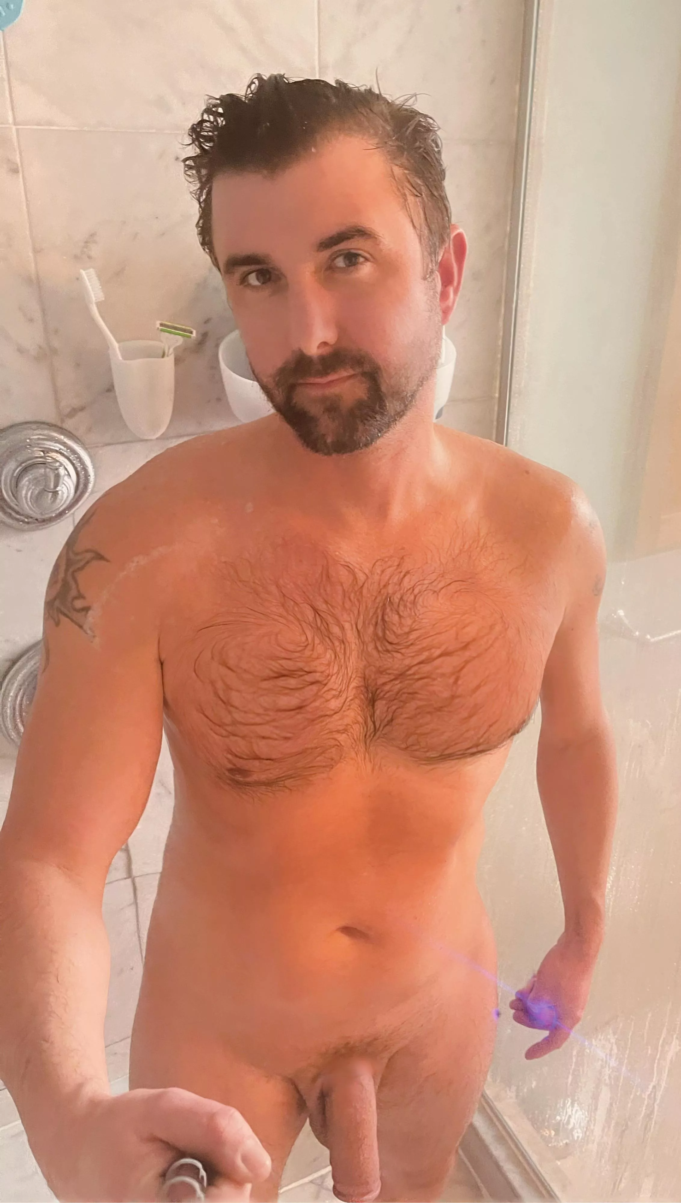 Had to get cleaned up after that workout [39]