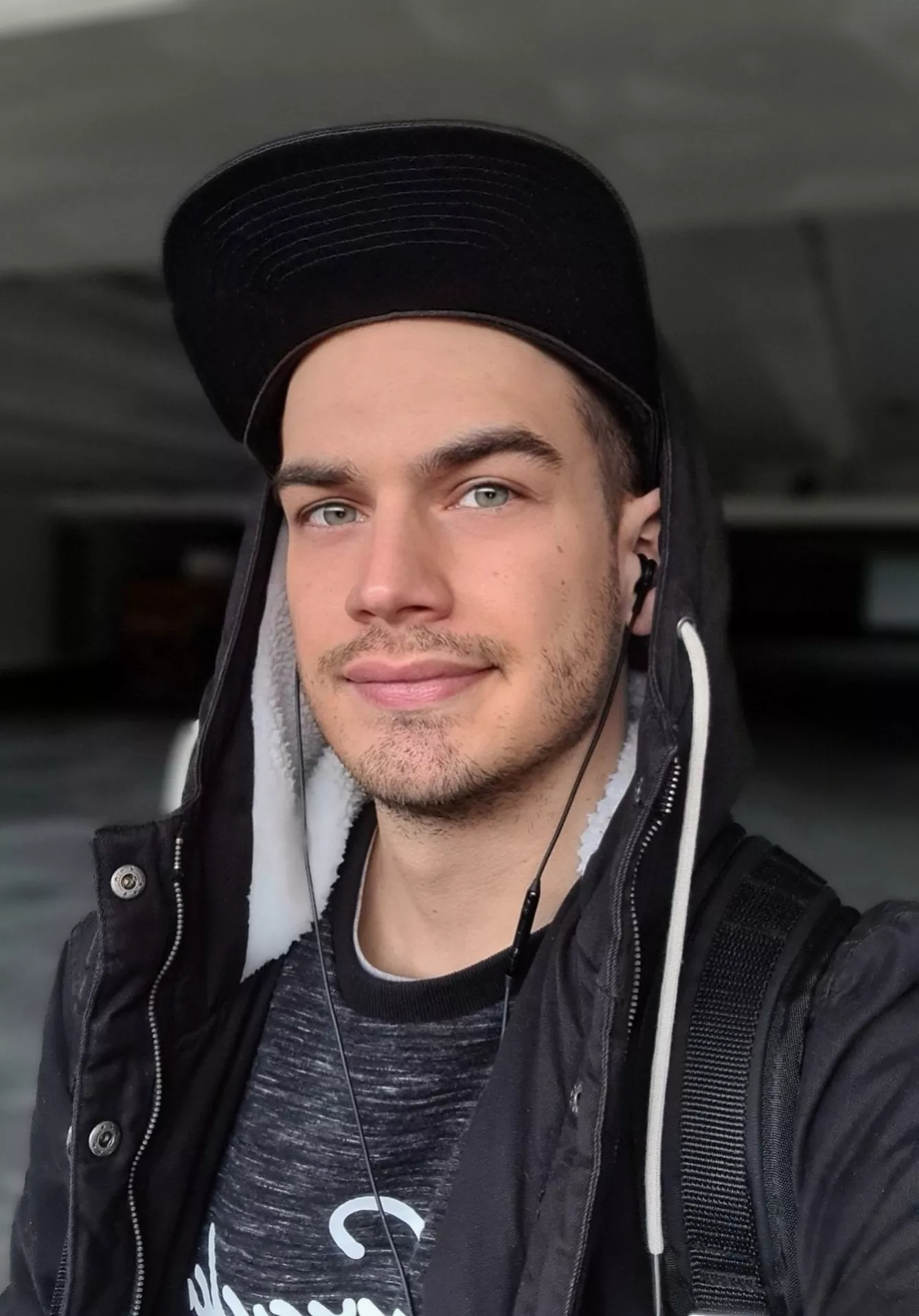 Happy friday to everyone! 🥳