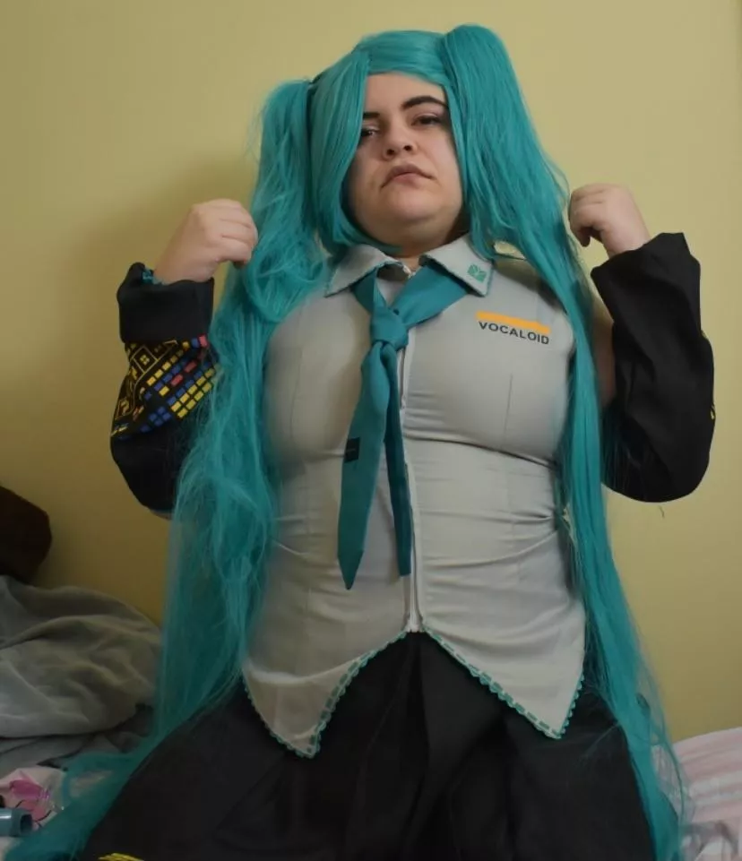 Hatsune Miku :3