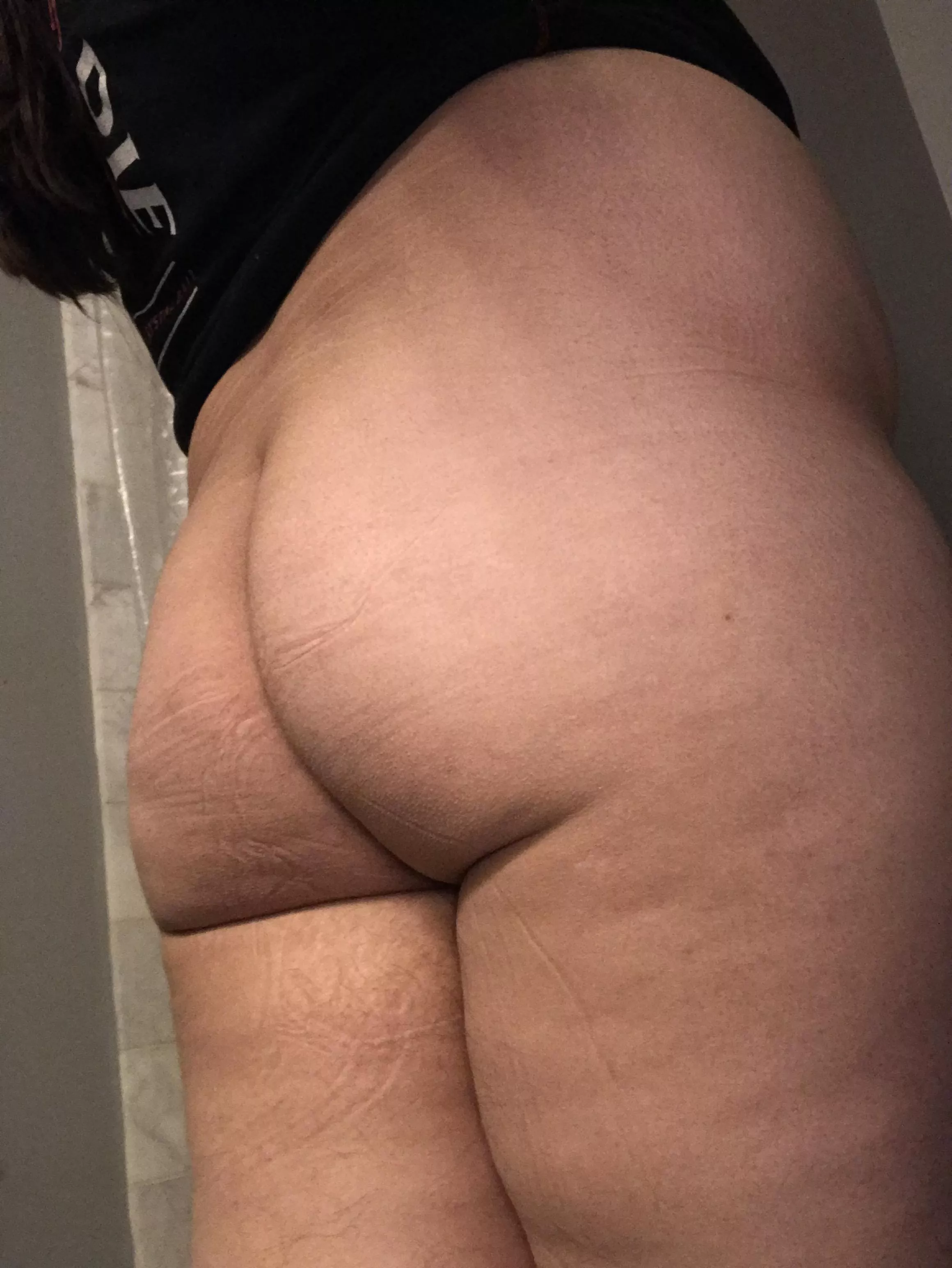 Hello, first time poster to this sub 😇 26 m