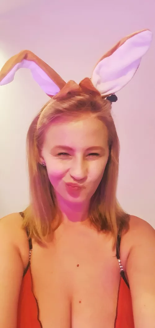 Hello sweet daddy. Its me. Your bunny.