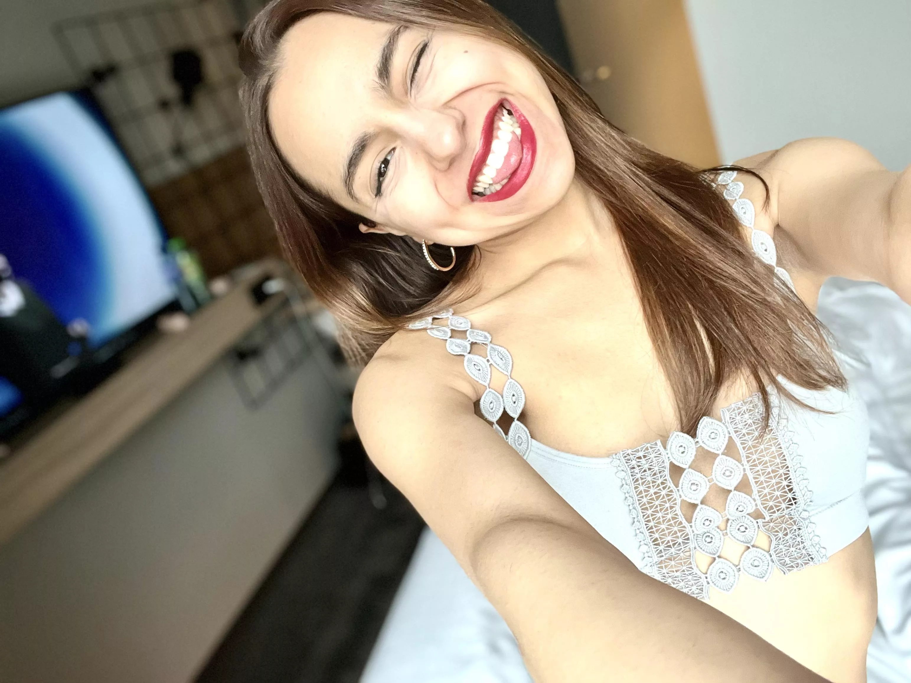 Hello there ❤️💃🏻 (f20)