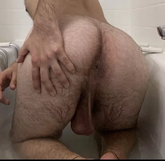 Here we go with the first one 💦