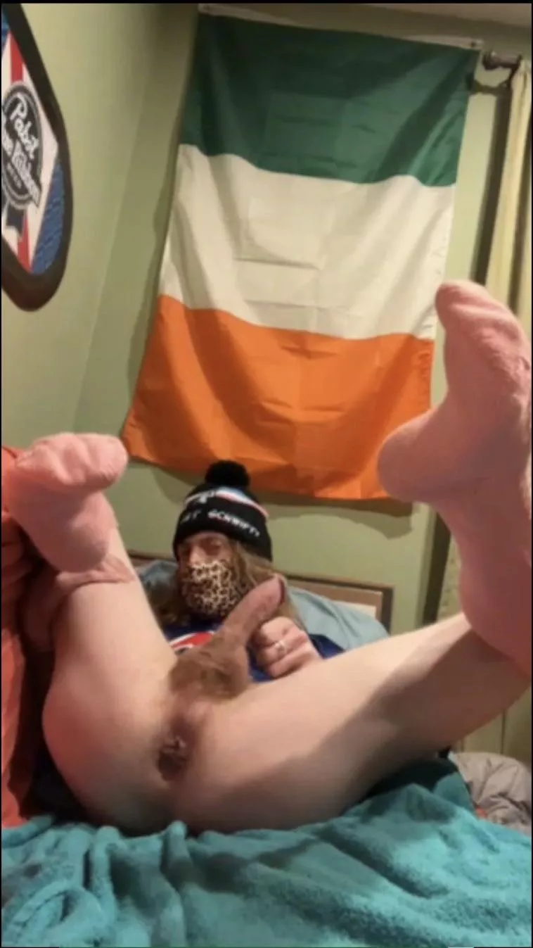 Hey, are you still cumming over??😅