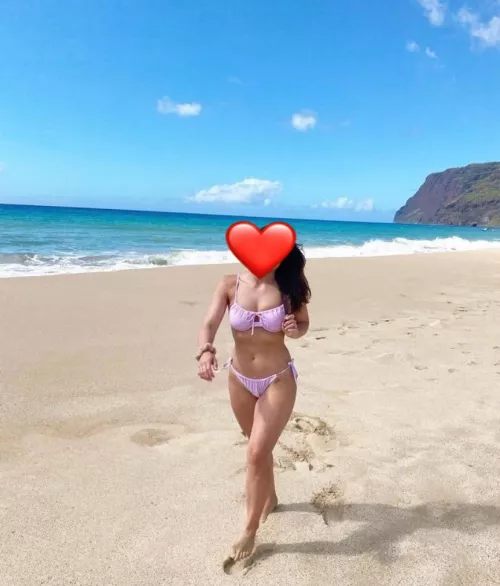 Hey check out my wife ! 50 upvotes I’ll show her face 100 I’ll show a hidden video of her in yoga pants !